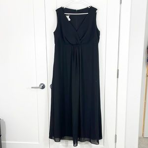 Alfred Sung Size 20 Black V-Neck Sleeveless Maxi Formal Dress